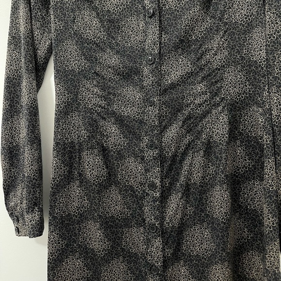 Club Monaco 100% Silk Long-sleeve Black Patterned Pleated Midi Dress Size 0 - Picture 5 of 8